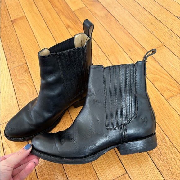 Frye black leather Chelsea boot - Picture 5 of 5